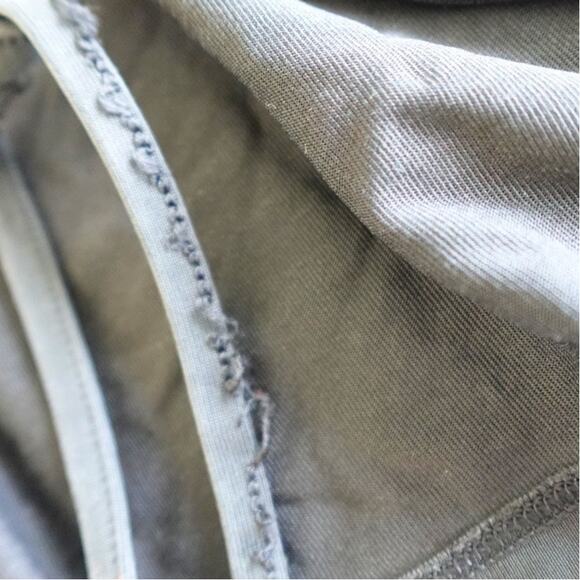 lululemon grey/black open back tie crop top - Picture 6 of 6